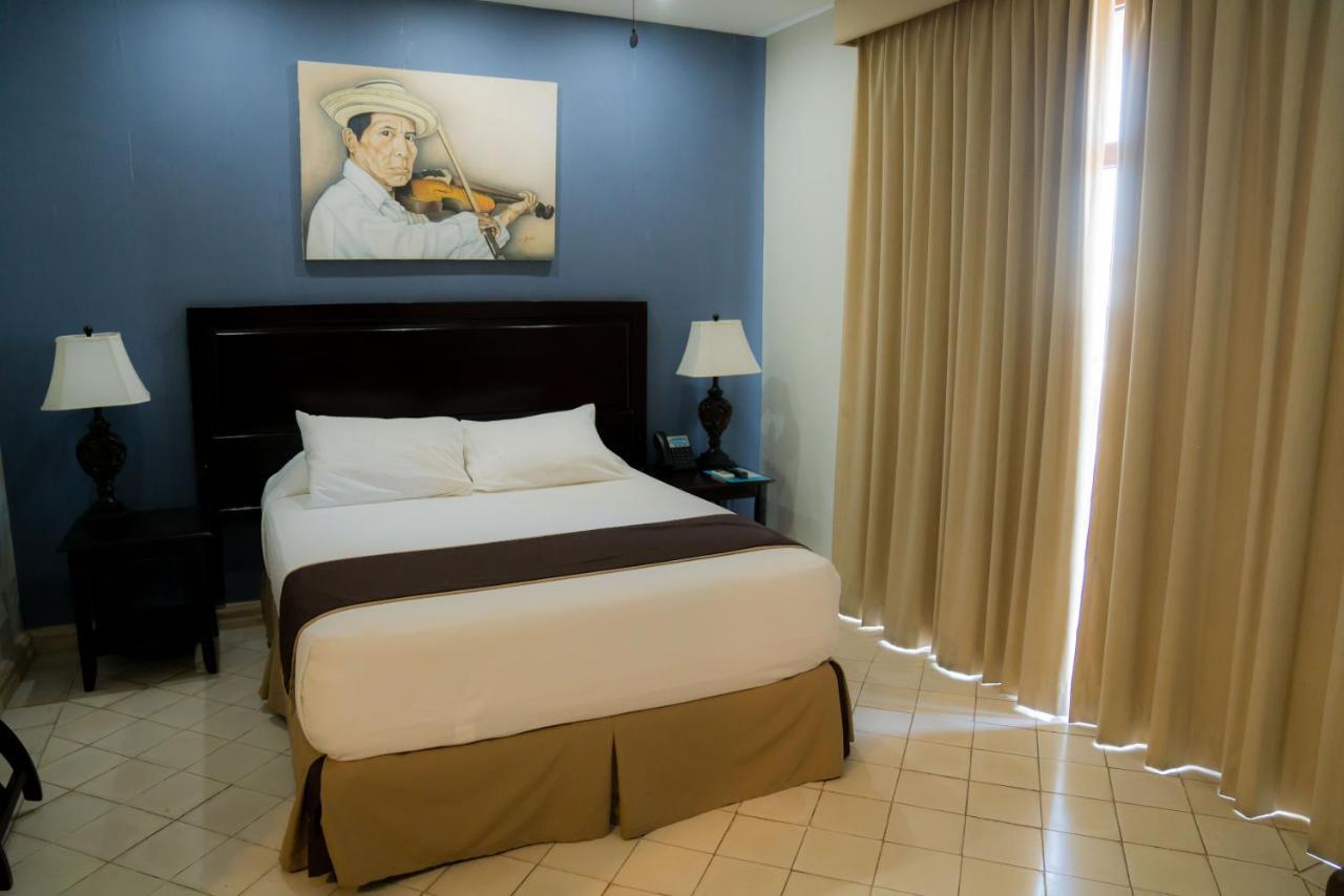 Hotel Presidente Las Tablas Extérieur photo