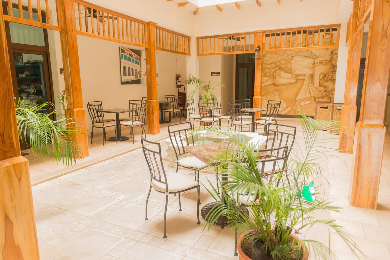 Hotel Presidente Las Tablas Extérieur photo
