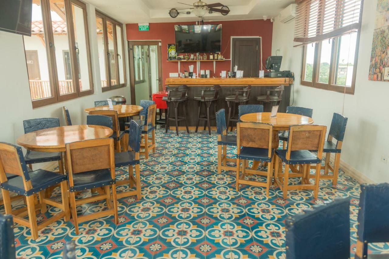 Hotel Presidente Las Tablas Extérieur photo
